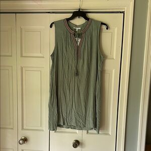 NWT DR2 Sage Green Dress/Tunic with Multicolor Embroidery